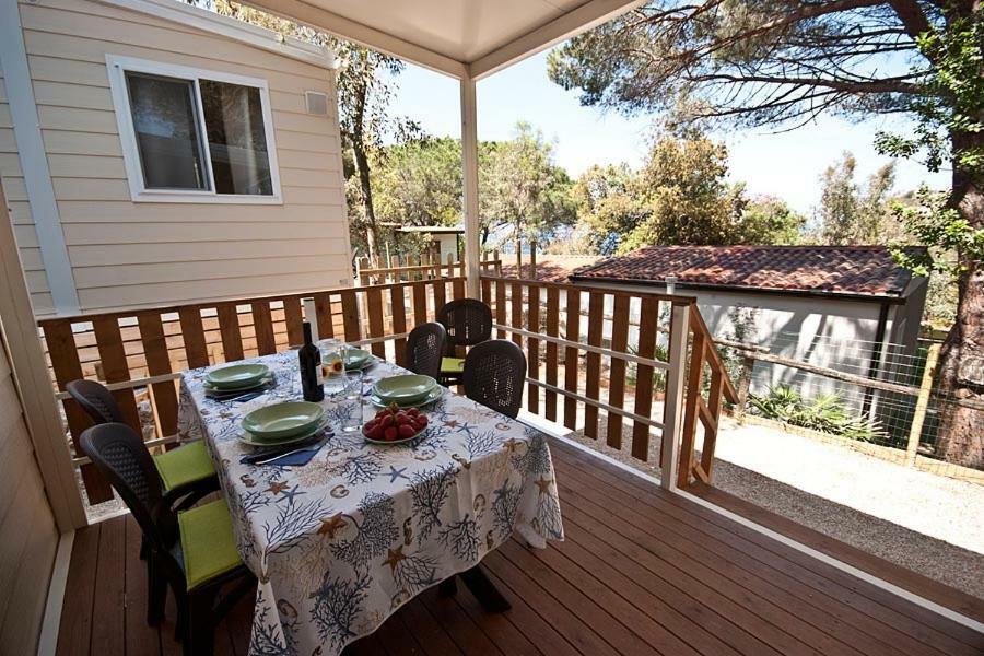 Acquaviva Village Camping ポルトフェッラーイオ エクステリア 写真