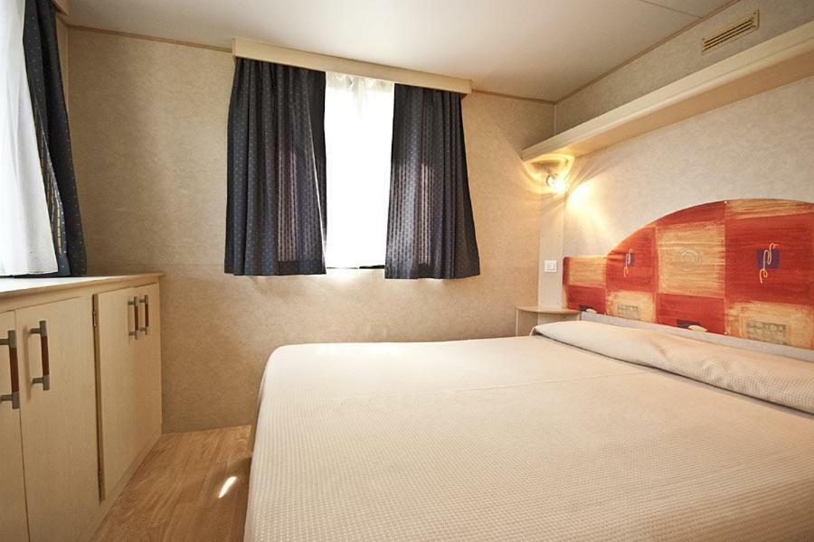 Acquaviva Village Camping ポルトフェッラーイオ エクステリア 写真