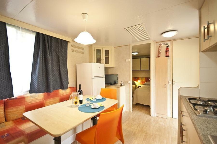 Acquaviva Village Camping ポルトフェッラーイオ エクステリア 写真