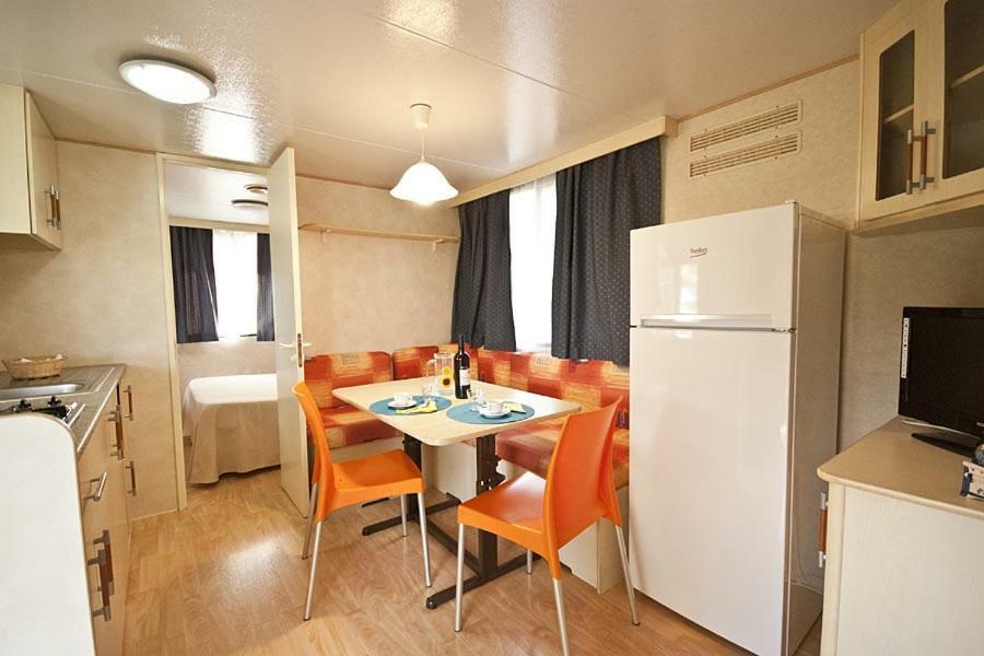 Acquaviva Village Camping ポルトフェッラーイオ エクステリア 写真