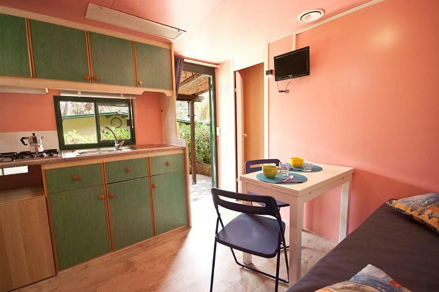 Acquaviva Village Camping ポルトフェッラーイオ エクステリア 写真